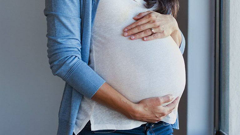 Nguyên nhân gây nổi mẩn ngứa ở bụng khi mang thai