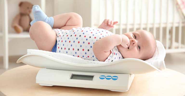 Làm thế nào để trẻ sơ sinh tăng cân nhanh an toàn khỏe mạnh