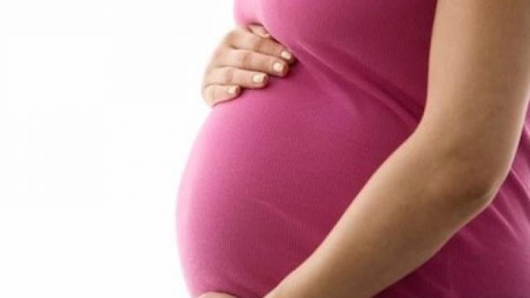 Bụng căng cứng khi mang thai tháng thứ 4 - 5 là bình thường hay bất thường?