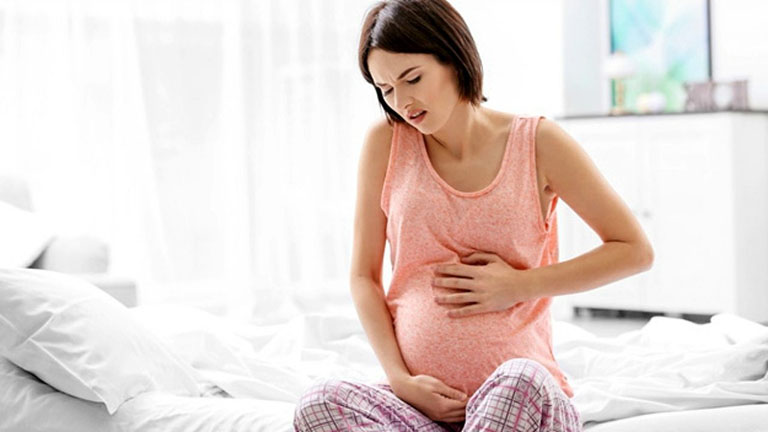 Lưu ý khi bụng căng cứng khi mang thai tháng thứ 4 - 5