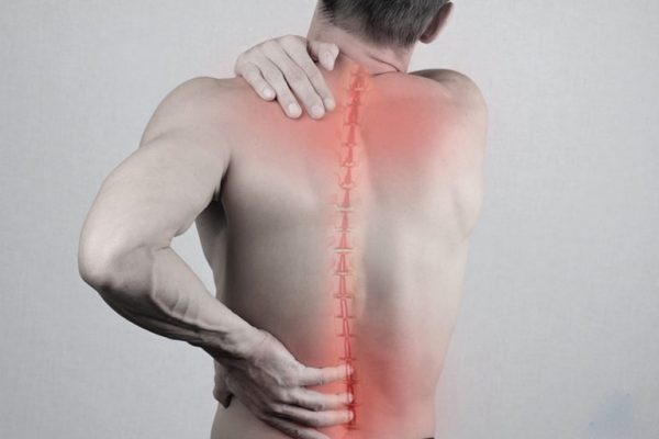 Thoát Vị Đĩa Đệm Có Nên Mổ Không? Mổ Nguy Hiểm Không?