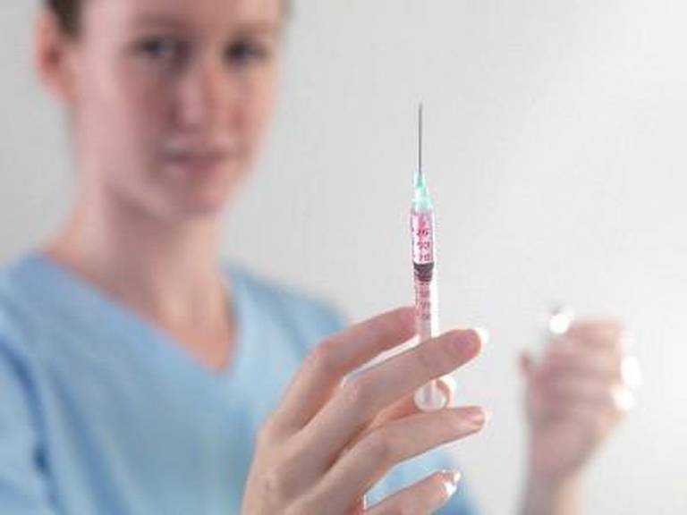 Những loại vắc-xin cần tiêm phòng trước khi mang thai