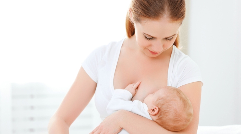 Cách chăm sóc trẻ sơ sinh dưới 1 tháng tuổi