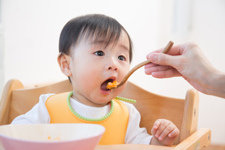 cách chăm sóc trẻ suy dinh dưỡng
