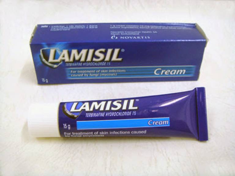 Thuốc trị nấm da Lamisil Cream là thuốc bôi ngoài da hỗ trợ điều trị được nhiễm bệnh ngoài da do vi nấm gây ra