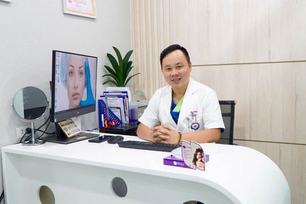 Ths.Bs Hoàng Mạnh Ninh – Trưởng Khoa Phẫu thuật Tạo hình và Thẩm mỹ, BV Bưu điện